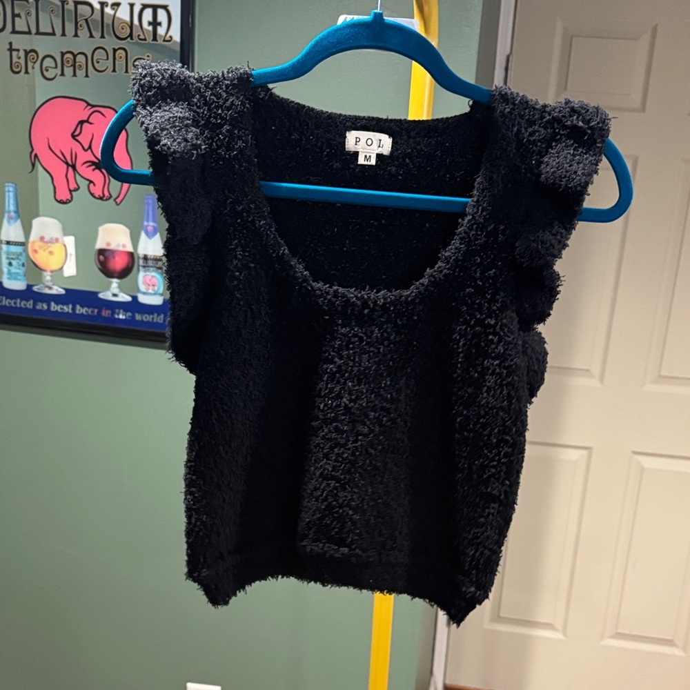 NWOT POL Fuzzy Sleeveless Top size M